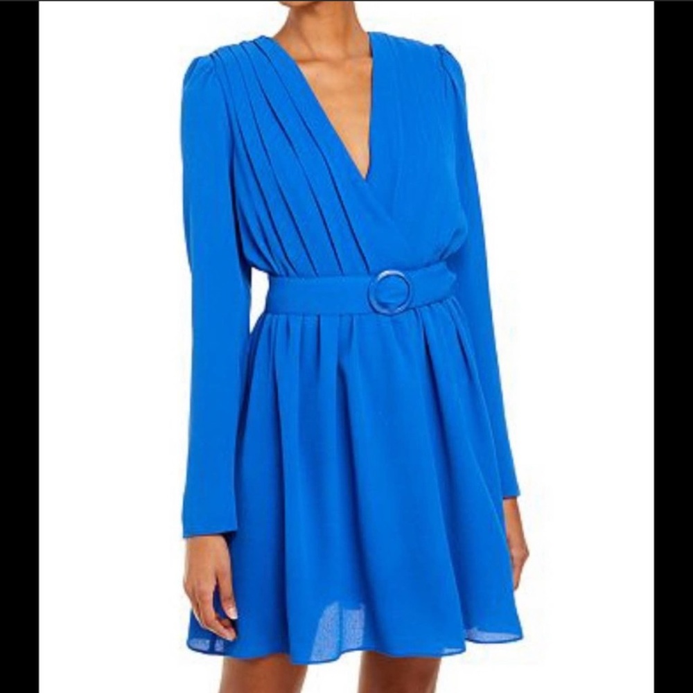 Bloomingdale’s Aqua - pleated dress with belt and shoulder pads NWOT